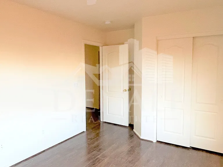144 S 108th Dr — Photo 16