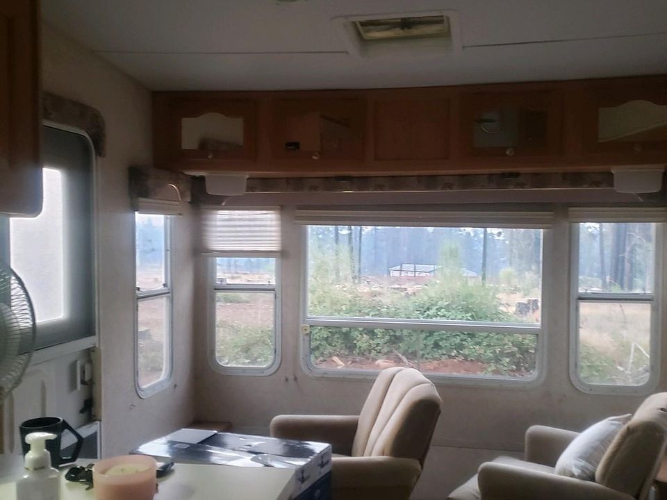 1st image of 13809 S Park Dr
