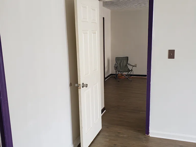 232 E Paces Dr — Photo 12