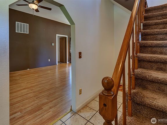 4th image of 8606 S D Street