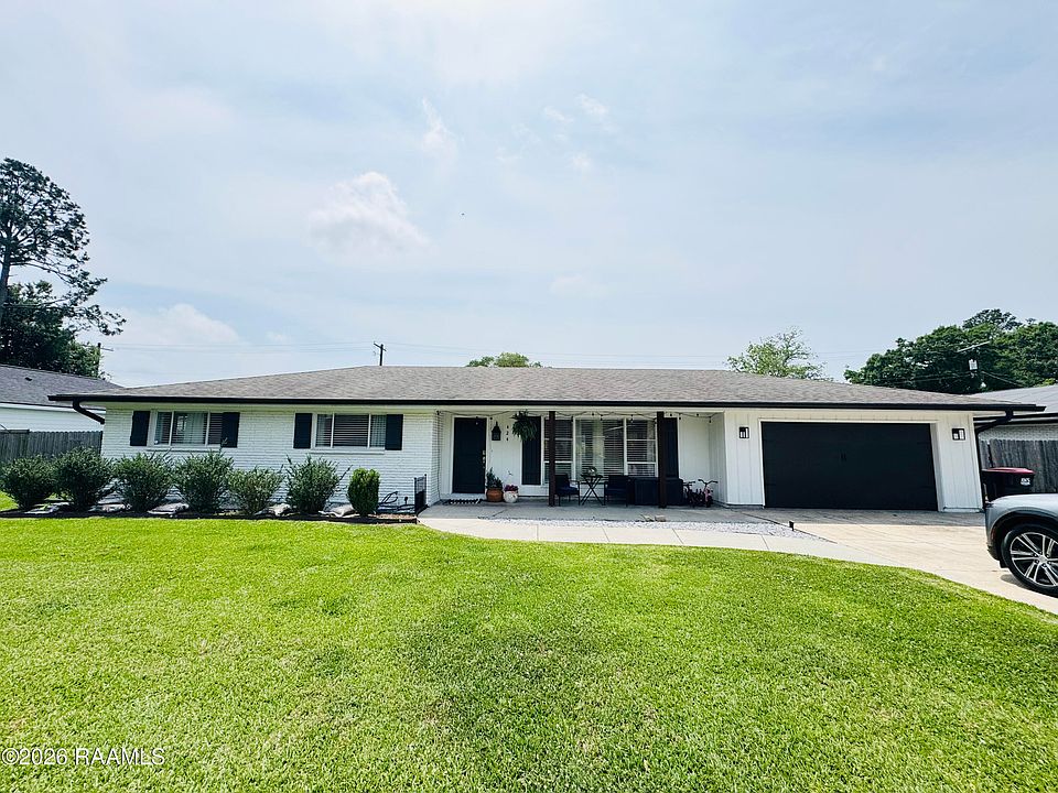 1st image of 424 Alonda Dr
