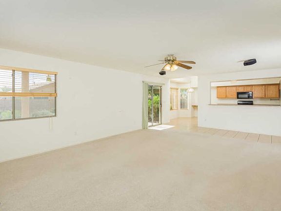 4th image of 7576 S Laurel Willow Dr