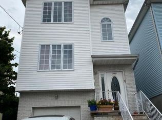 111 Manor Ave, Harrison, NJ 07029
