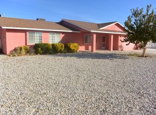 14327 Tonikan Rd, Apple Valley, CA 92307