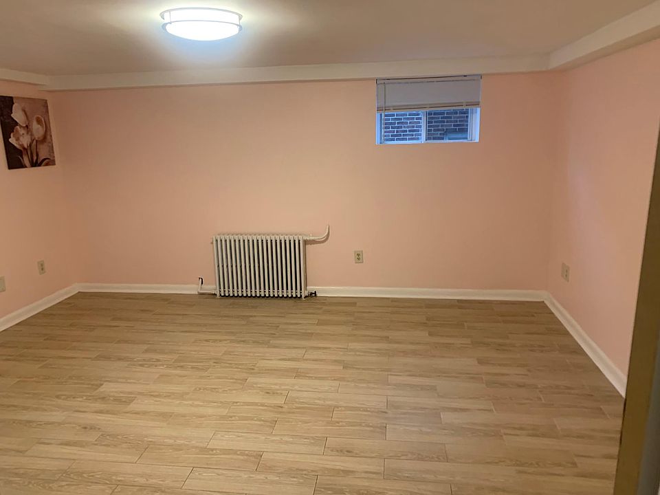 2nd image of 272 Day Ave Floor 1