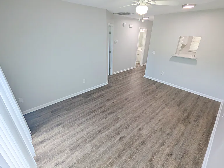 3031-3045 Springfield Ln #3043 — Photo 21