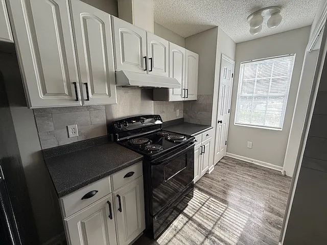 2806 Pleasant Garden Rd — Photo 17