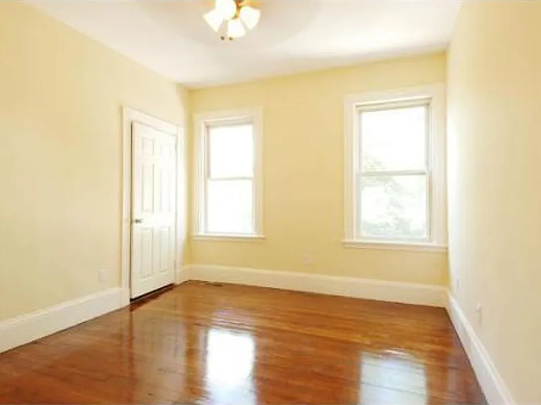 19 Parker Hill Ave #1 — Photo 6