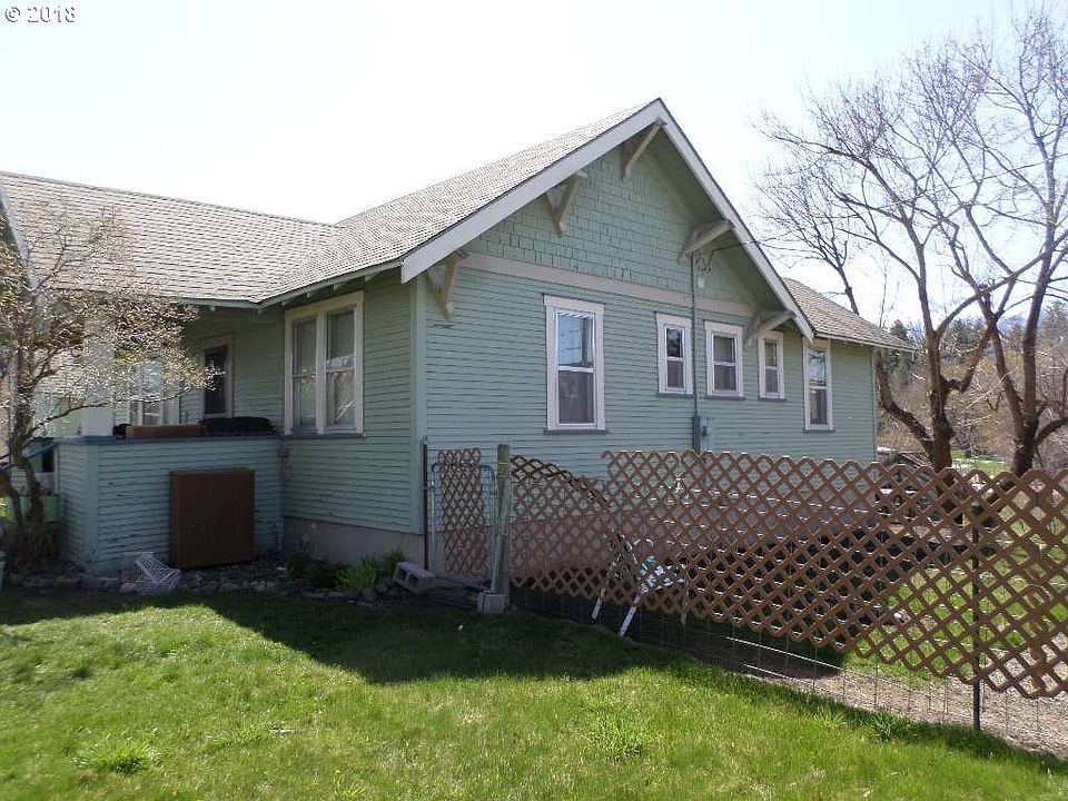 2nd image of 307 S Mill St