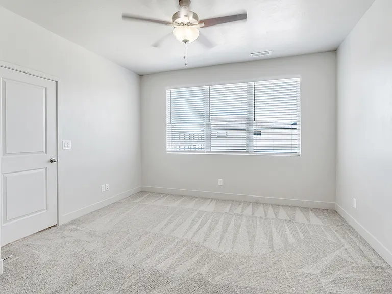 708 W Bronze Leaf Rd #1 — Photo 14