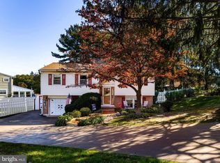 699 Cherry Tree Rd, Upper Chichester, PA 19014
