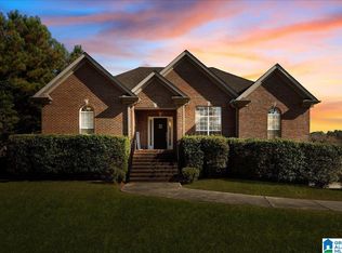 513 Sunset Lake Ln, Chelsea, AL 35043