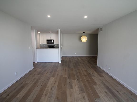2nd image of 25715 Hogan Dr Unit B12