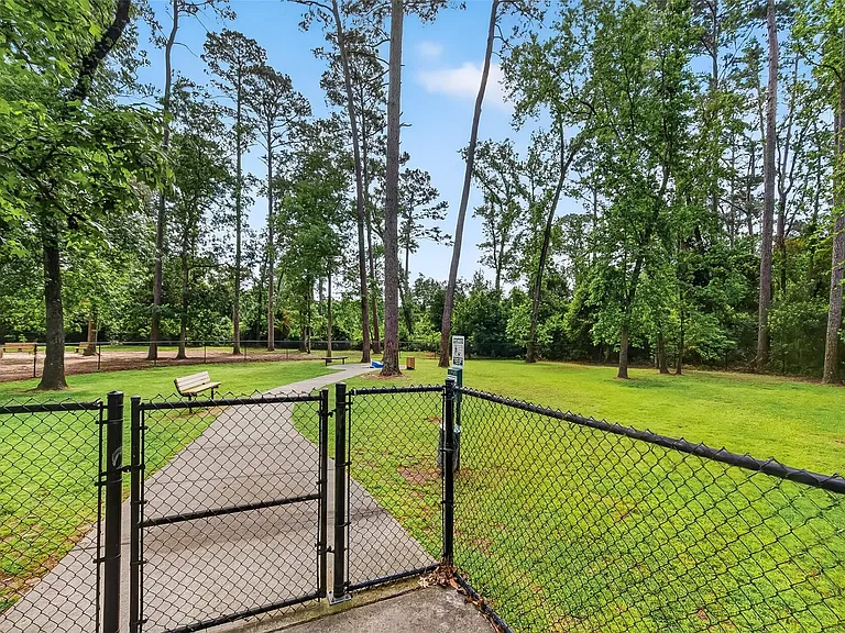 31722 Royal Woods Ct — Photo 44