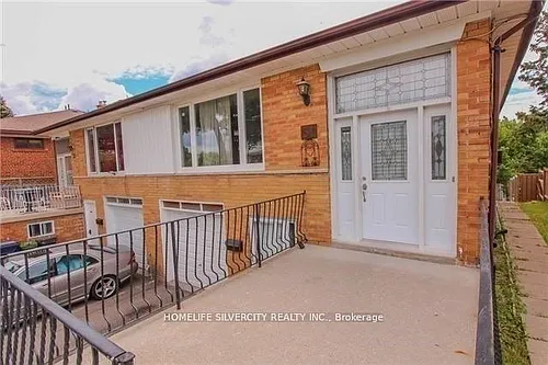 31 Lakeland Dr #UPPER LEVEL Photo 1