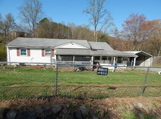 3735 Whispering Ln, Roanoke, VA 24014