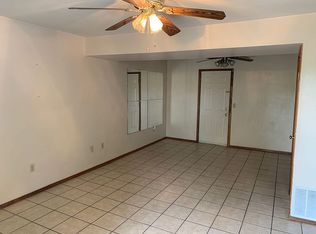 1924 S Muskogee Ave #2B, Tahlequah, OK 74464