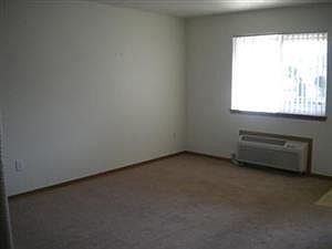 2nd image of 1119 N Western Ave APT D