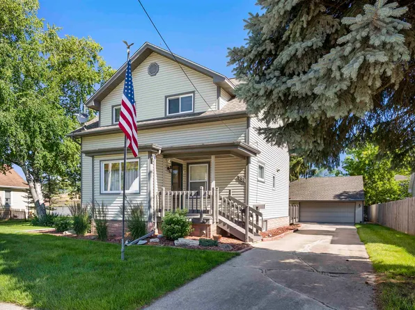 236 Lake St, Menasha, WI 54952
