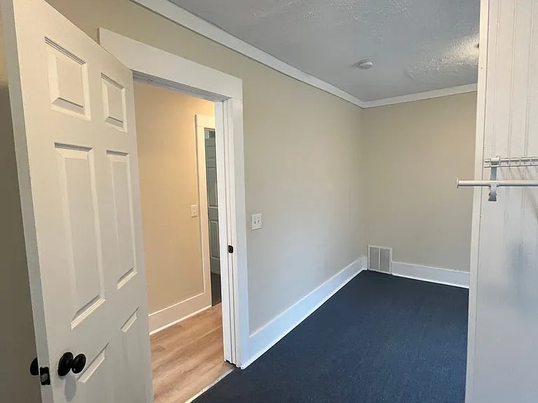 12 Madison St — Photo 16