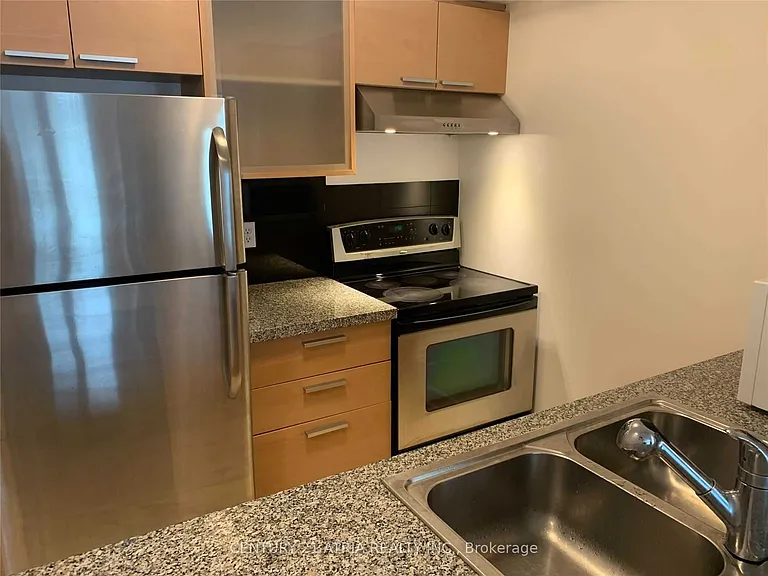 16 Harrison Garden Blvd #2001 — Photo 3
