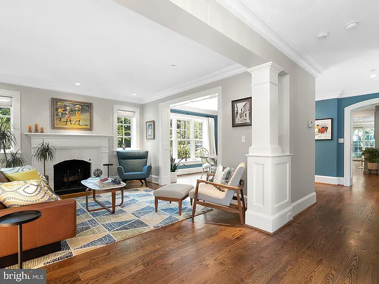 4400 Elm St — Photo 8