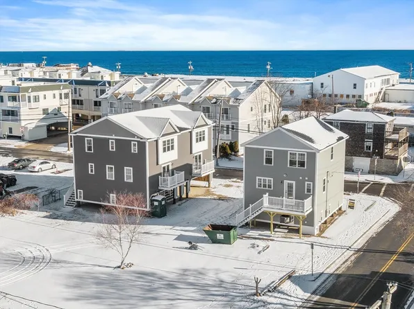 32 Railroad Ave #1, Salisbury, MA 01952