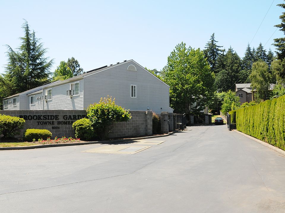 Street Enterance