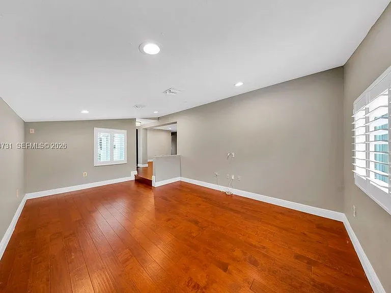 9800 SW 76th St — Photo 10