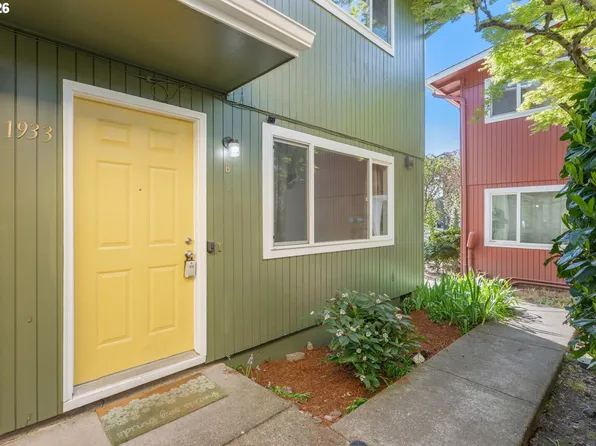 1933 W 17th Ave APT B, Eugene, OR 97402