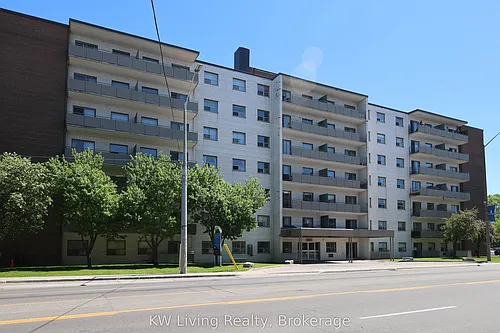 480 Lakeshore Rd E #301 Photo 1