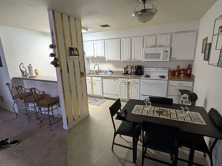 4990 River Glen Dr #168 — Photo 11