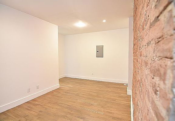 4th image of 504 W 159th St APT 5D