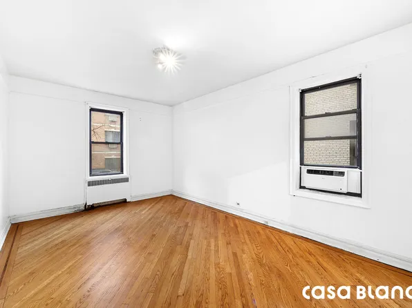 687 West 204th Street image 7 of 14