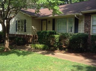 516 Whitethorn Dr, Gastonia, NC 28054