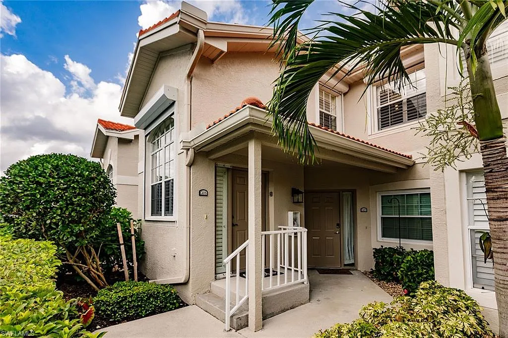 2 bed, 2.0 bath, 1360 sqft, $4,750 — Photo 1