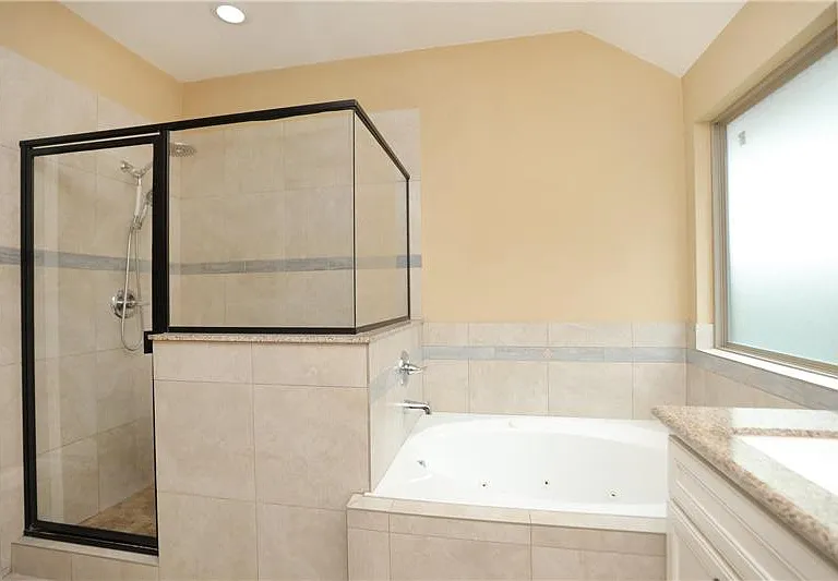 6615 Goldspier St — Photo 22