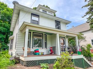 118 E Park St, Marquette, MI 49855