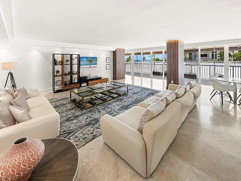 600 Grapetree Dr #3BS — Photo 9