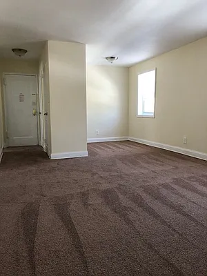 Rented by D S J Realty LLC | media 2