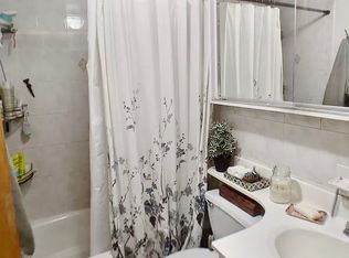 253 W 93rd St #4R, New York, NY 10025