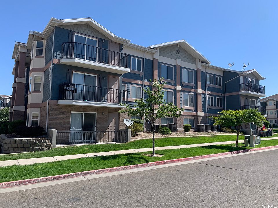 1st image of 90 E Resaca Dr S #C12