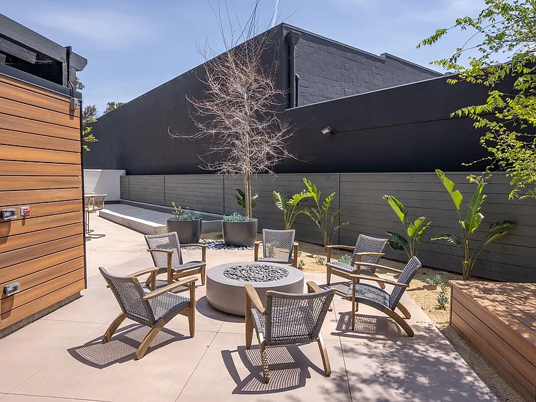 The Junction (2120 Santa Barbara Ave) — Photo 44