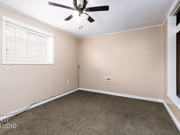 62 W 115 N #201 — Photo 17