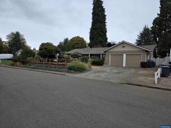 720 Ventura St N, Keizer, OR 97303