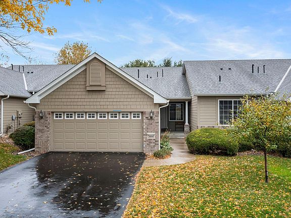 2nd image of 3866 Majestic Ln