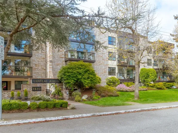 1610 Jubilee Ave #205, Victoria, BC V8R 6P3