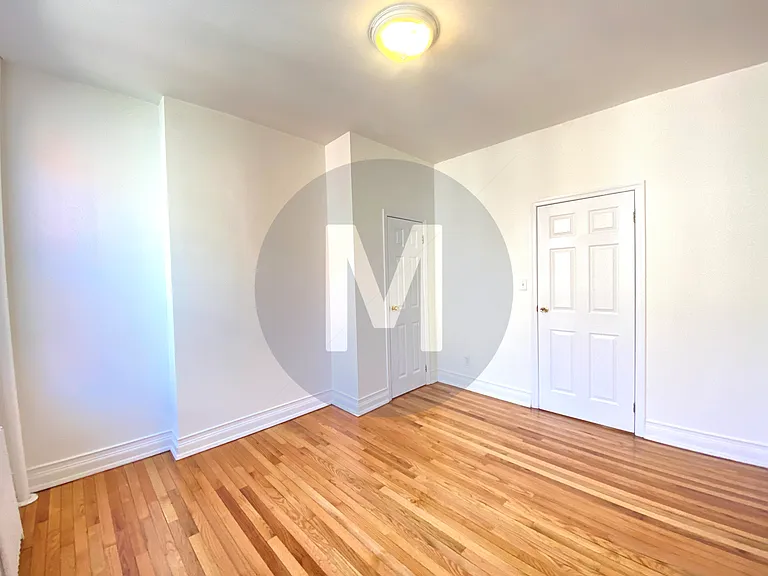 161 E 99th St #4 — Photo 2