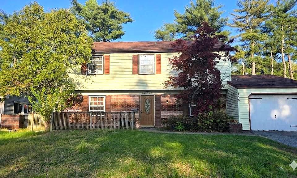 1st image of 185 Somerset Dr