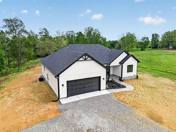 4th image of 52 Miller Rd